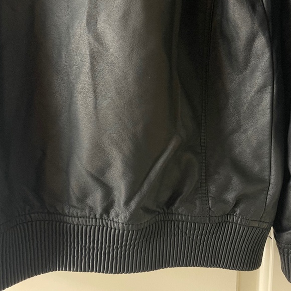 NWT Claiborne Black Leather Bomber Jacket - Picture 4 of 6
